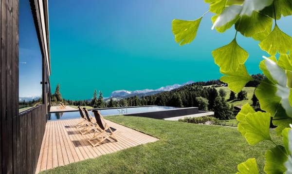 Regeneration 360 Grad bei Franz Mühlbauer im Hotel Pfoesl: Blick auf die Dolomiten